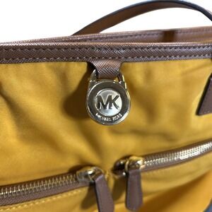 Michael Kors Kempton Medium Pocket Nylon Tote Handbag Purse Hunter Forest Yellow